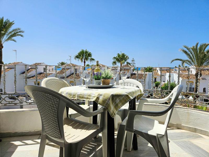 2 bedroom apt in La Cala de Mijas 100m from Beach - image 10