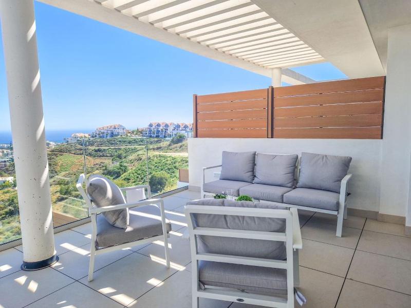 Modern 2 bedroom apartment in One Heights La Cala - image 42