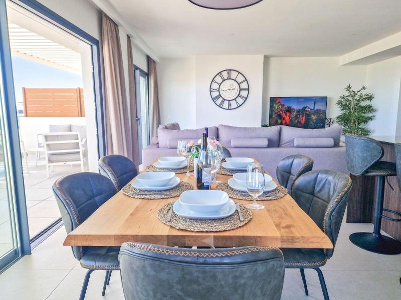 Modern 2 bedroom apartment in One Heights La Cala - image 38