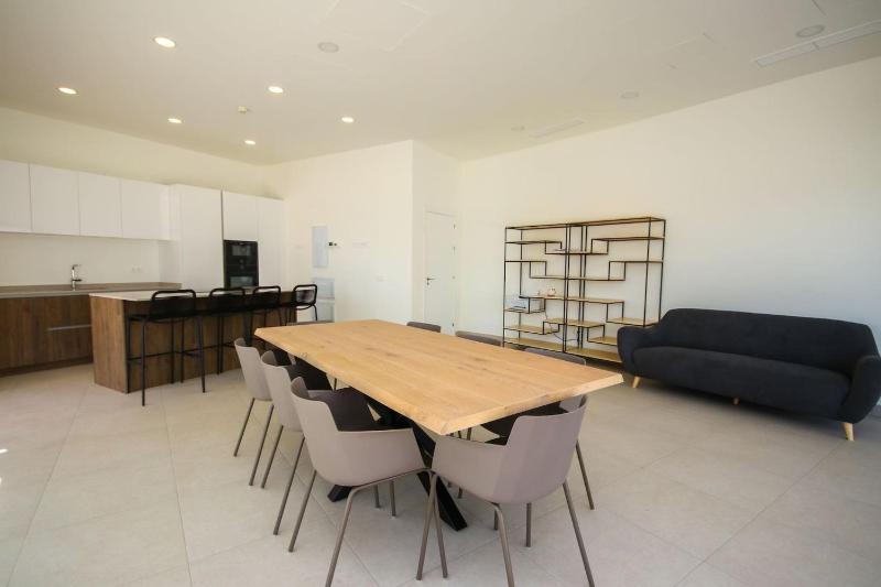 Modern 2 bedroom apartment in One Heights La Cala - image 28