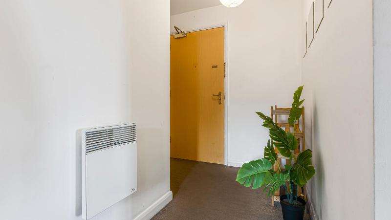 Sunset Suite: Balcony- Sleeps 8- Groups & Families - image 12