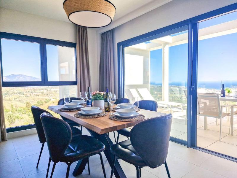 Modern 2 bedroom apartment in One Heights La Cala - image 3