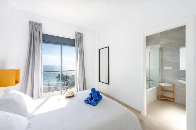 Villa Ladera Vista by Villa Plus - image 23
