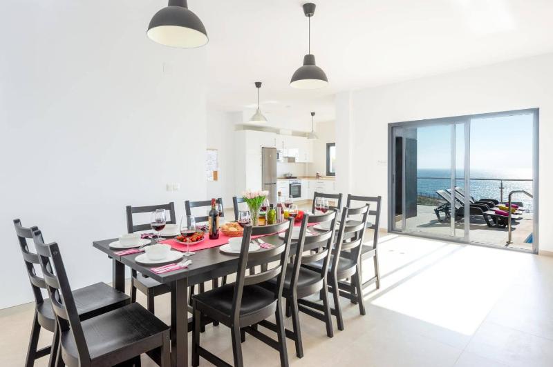 Villa Ladera Vista by Villa Plus - image 9