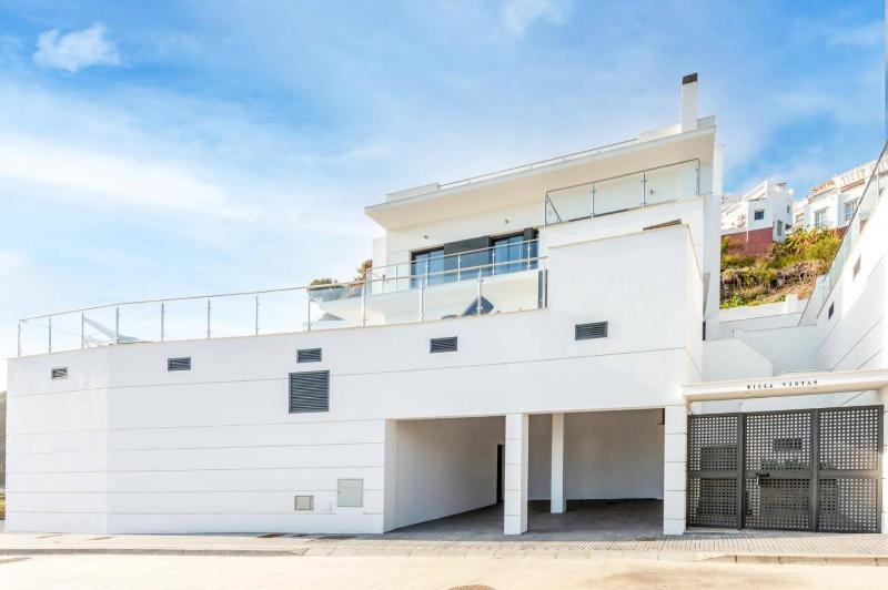 Villa Ladera Vista by Villa Plus - image 27