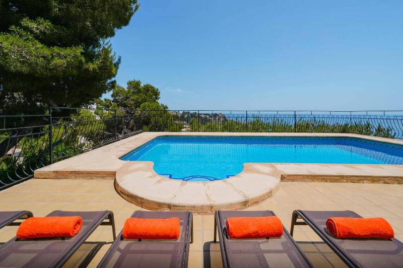 Villa La Marina by Villa Plus - image 13