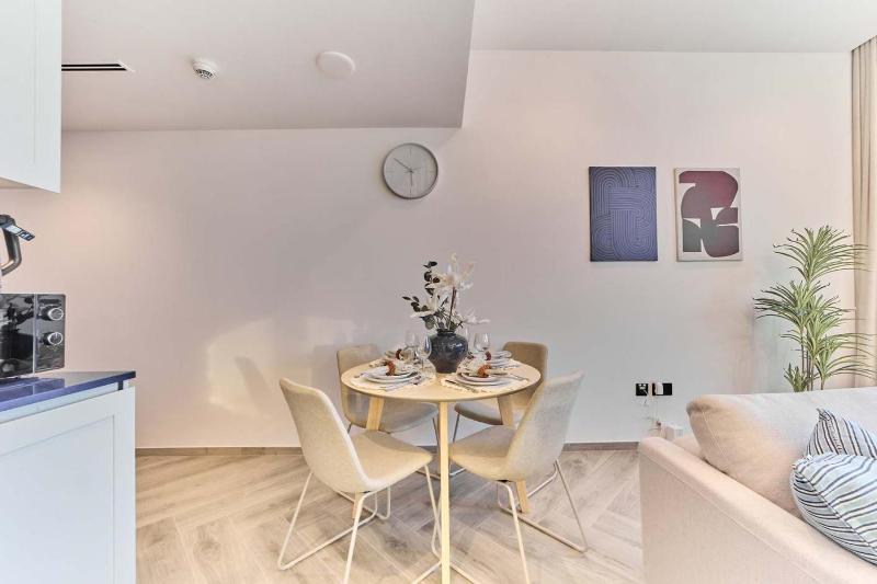 High Floor 1BR Burj View Apartment by fam Living - image 8