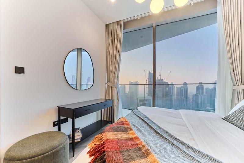 High Floor 1BR Burj View Apartment by fam Living - image 13