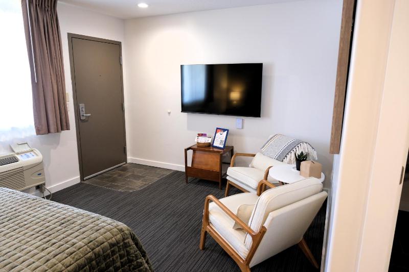 Jackrabbit Short-Term Rentals - image 27
