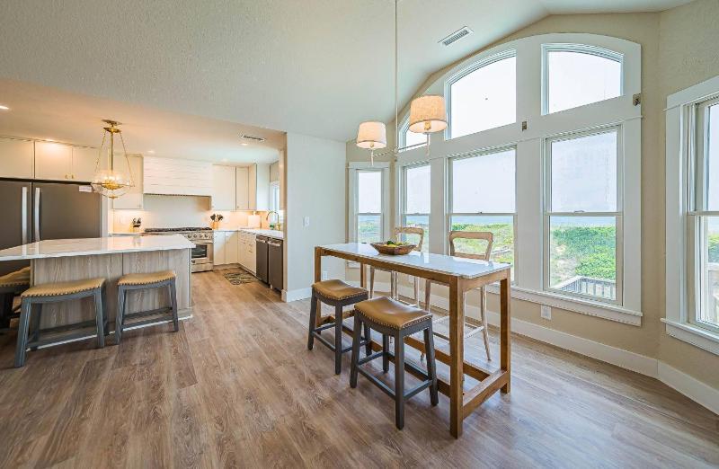 NautiBuoy - Village at Nags Head Luxury Oceanfront Elevator Pool Hot Tub Pets OK - image 11