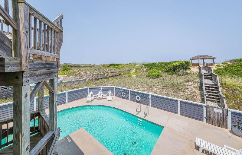 NautiBuoy - Village at Nags Head Luxury Oceanfront Elevator Pool Hot Tub Pets OK - image 16