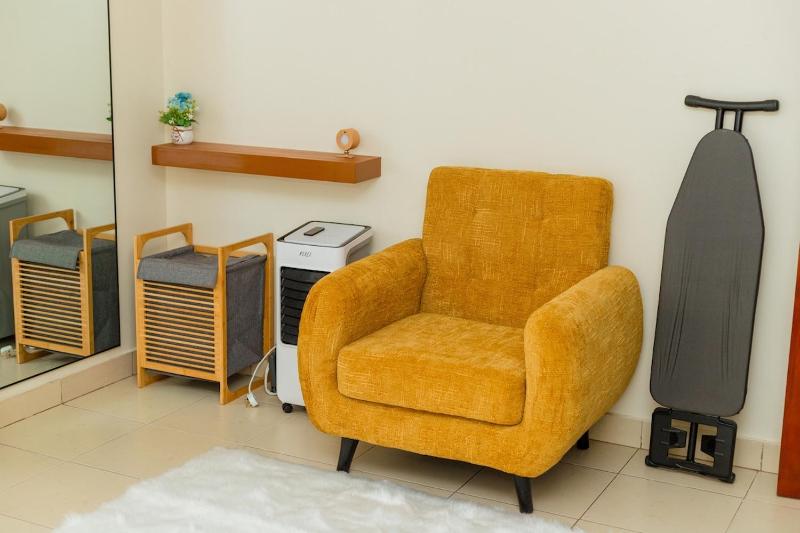 Modern Cozy 2 Bedroom Retreat with Private Balcony - image 12