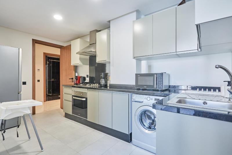 Your Casablanca Home Modern 2 Bed with Free Parking - image 14