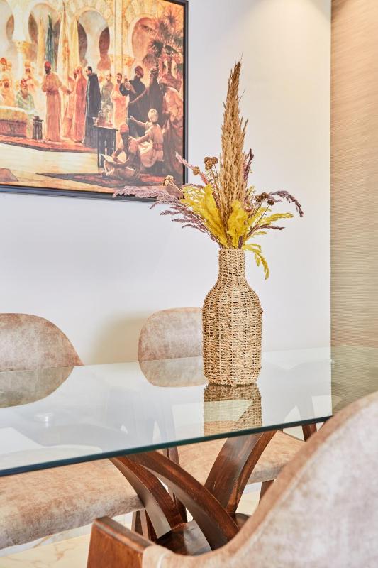 Your Casablanca Home Modern 2 Bed with Free Parking - image 9
