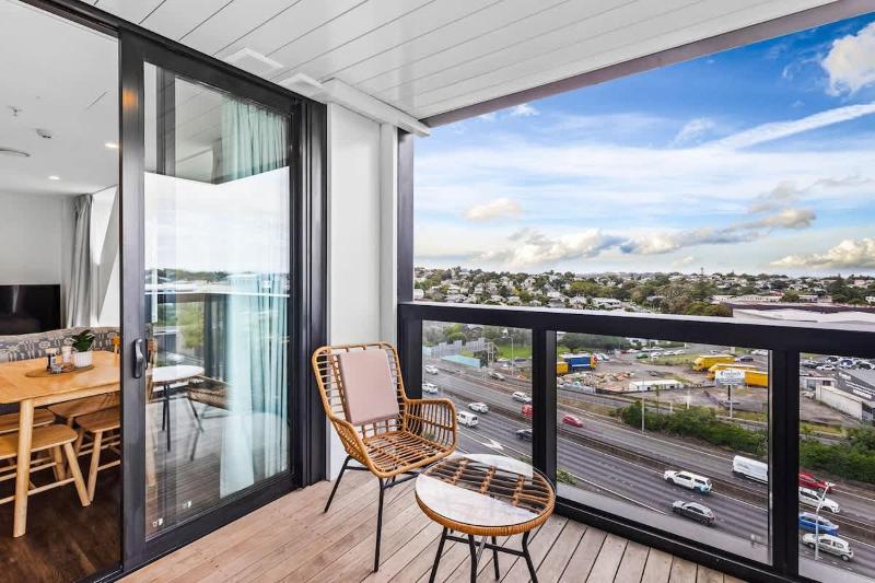 Modern High Rise Parking Zodiak Stays - image 7
