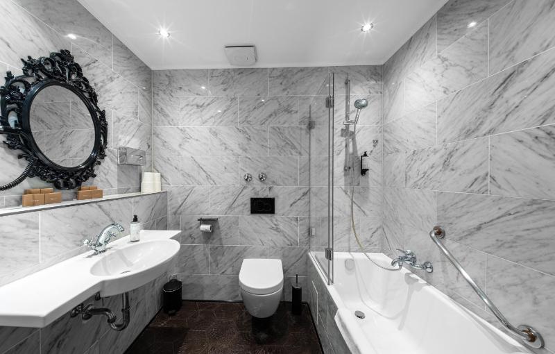 The Suite Garden Hotel - image 16