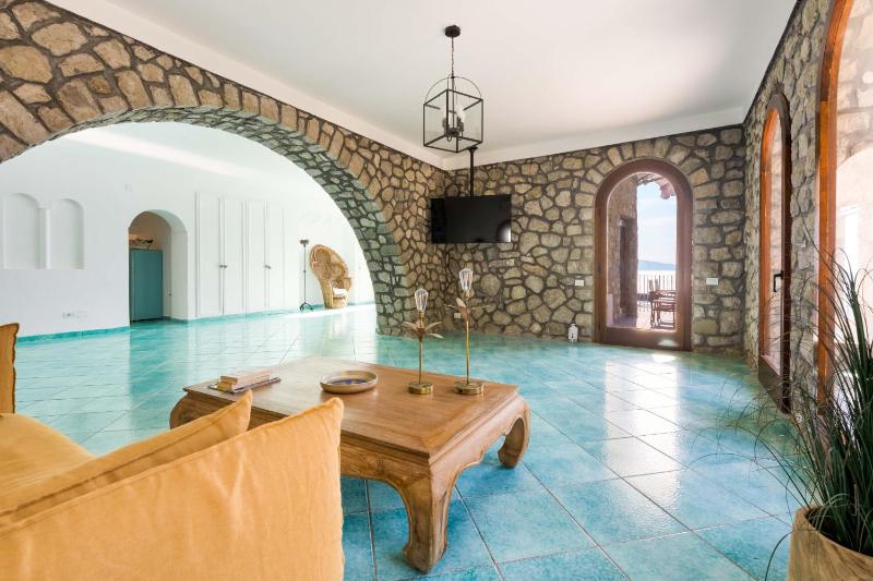 AMORE RENTALS - Villa La Torre - image 36