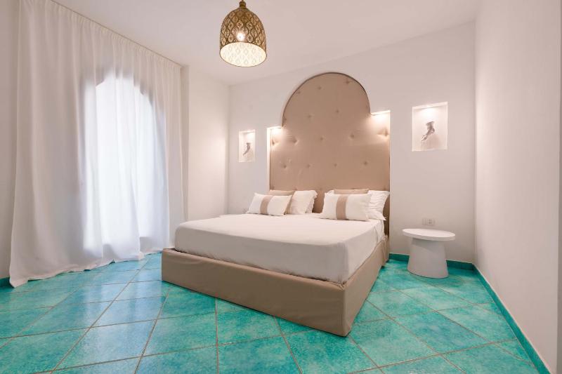 AMORE RENTALS - Villa La Torre - image 26