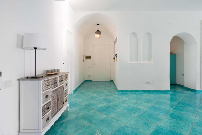 AMORE RENTALS - Villa La Torre - image 22