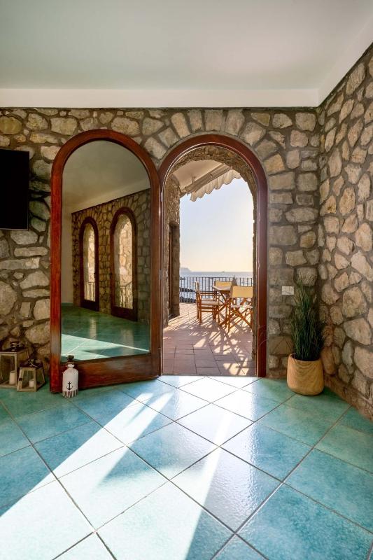 AMORE RENTALS - Villa La Torre - image 8