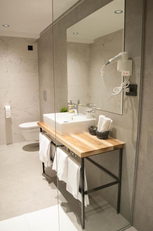 Studio Apartment image 3