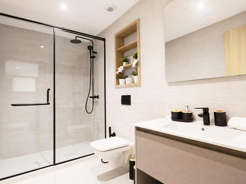 Luxury Apartment 2 bedroom View Tower Residence Guest Friendly 6B - image 9