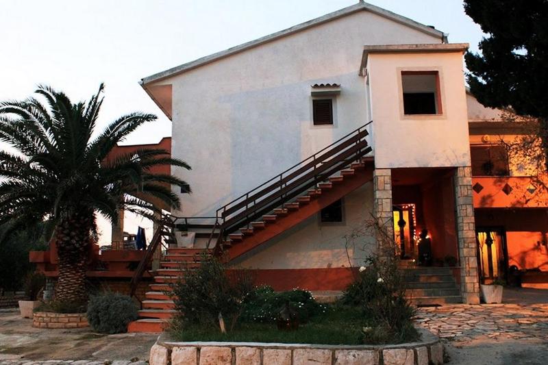 Apartment Novalja 13200b - image 1