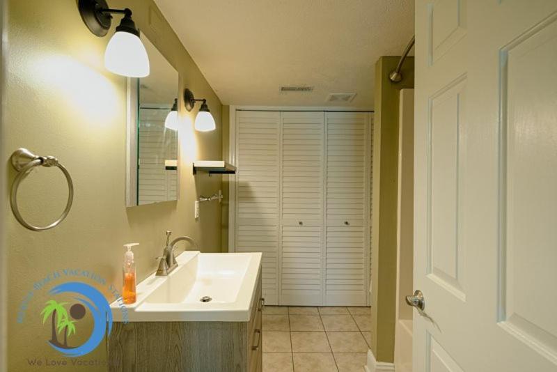 Windy Hill Villa 3 - Beach Charm - image 16