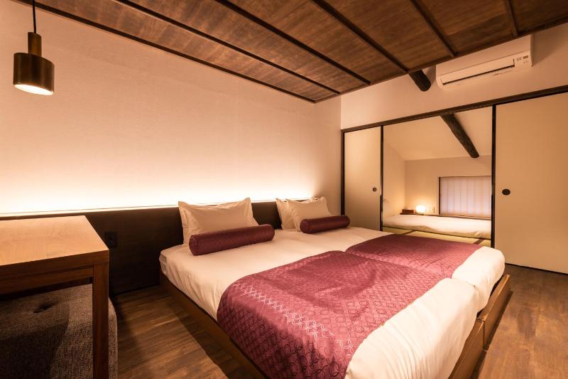 Guesthouse-Hana・Lucky Villa - image 2