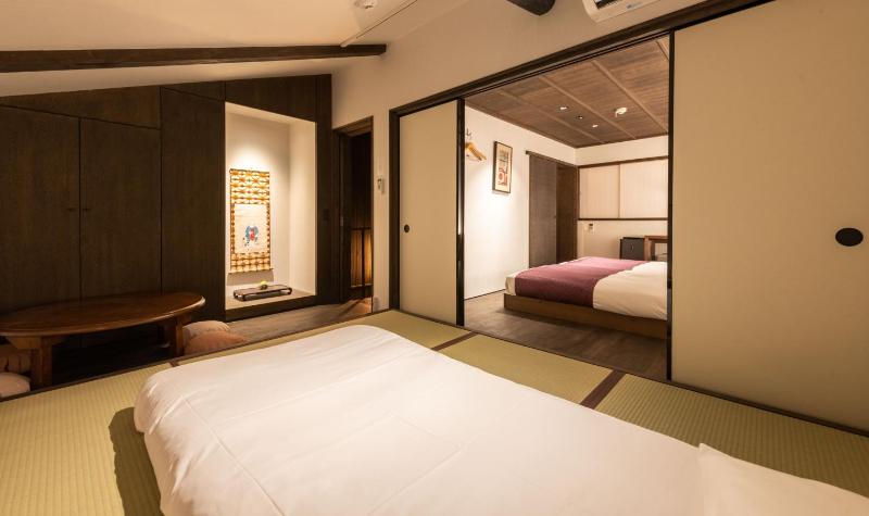 Guesthouse-Hana・Lucky Villa - image 3