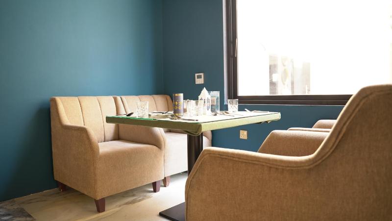 Abraj Suites Hotel - image 9