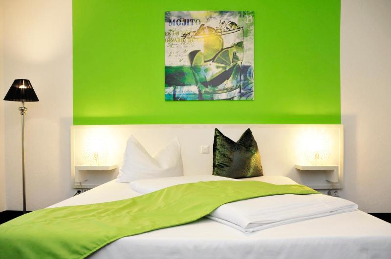 Single Room image 2