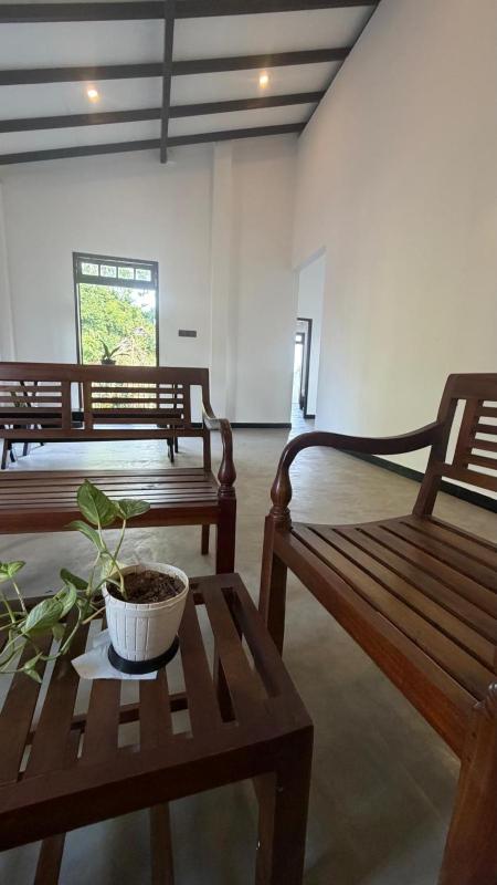 White House Galle - image 13