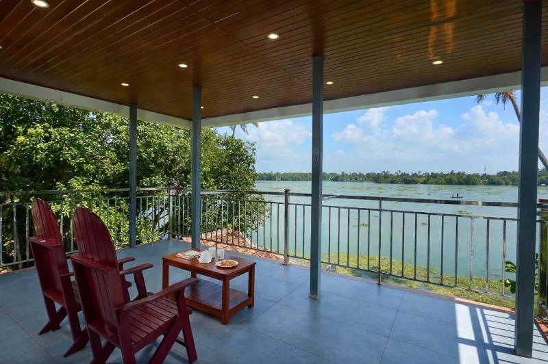 Akanta Cherai Beach Resort - image 9