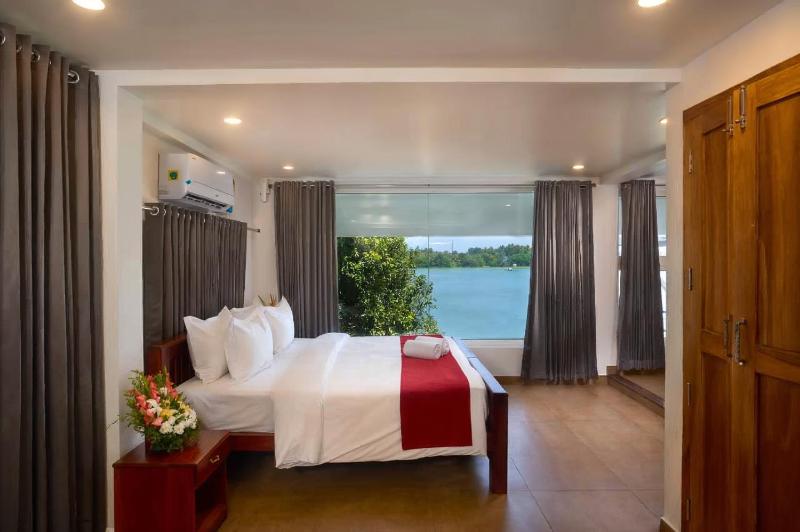 Akanta Cherai Beach Resort - image 11