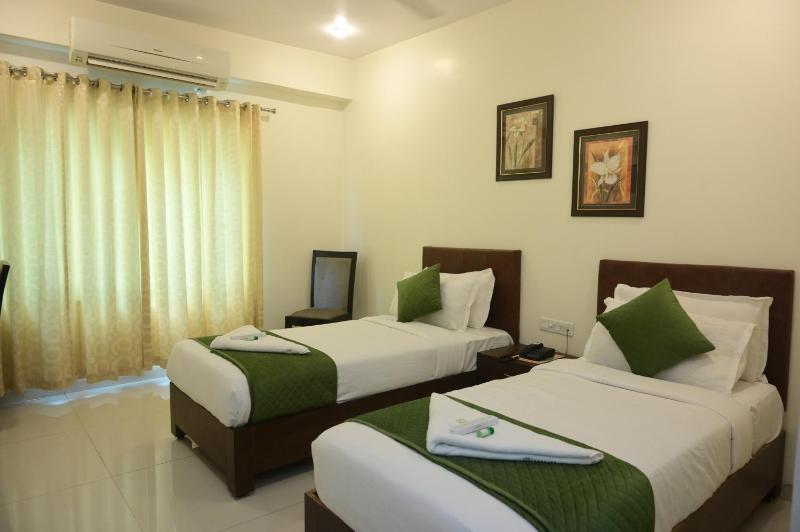Hotel Casa Lorven Near Golf Course - image 38