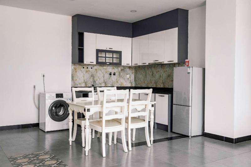 LH Residence - image 16
