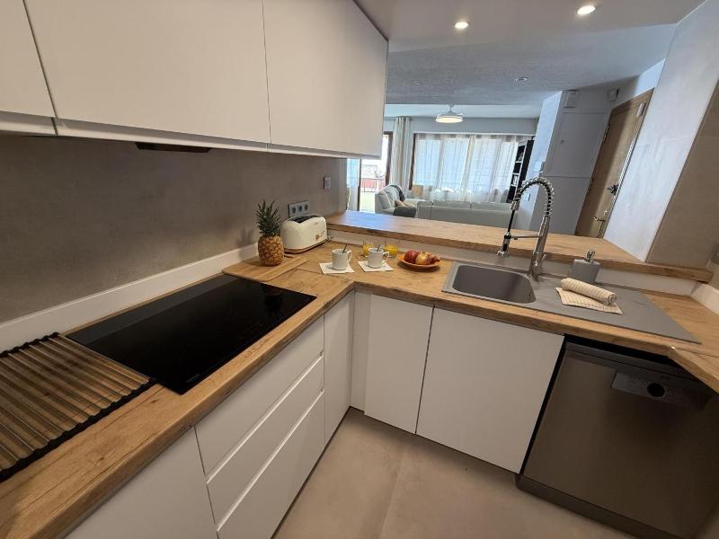 Apartamento 3 habitaciones junto a Playa Postiguet con terraza by Turihome - image 24