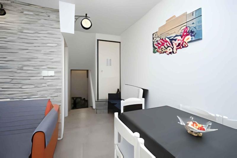 Apartment in Lopar with Two-Bedrooms 2 - image 21