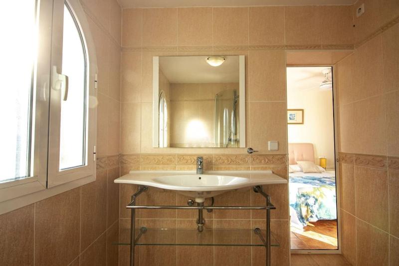 Townhouse with rooftop terrace La Cala de Mijas - image 16