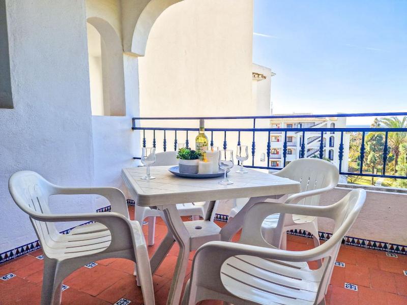 3 bedroom apt in Riviera short walk to beach - image 19
