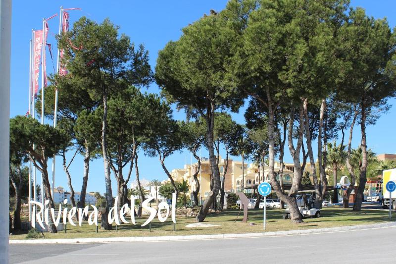 3 bedroom apt in Riviera short walk to beach - image 7