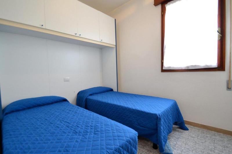 Comfortable seafront apartment - image 6
