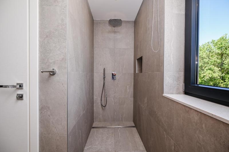 Deluxe Villa Vonskari with Heated Pool and Complete Privacy - image 36