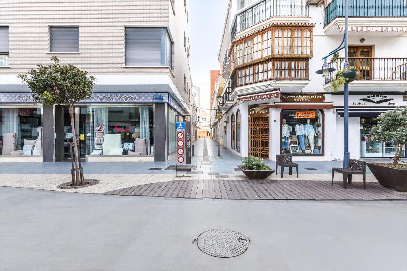 A&N Calle del Mar Ocean Corner Torre del Mar - image 1