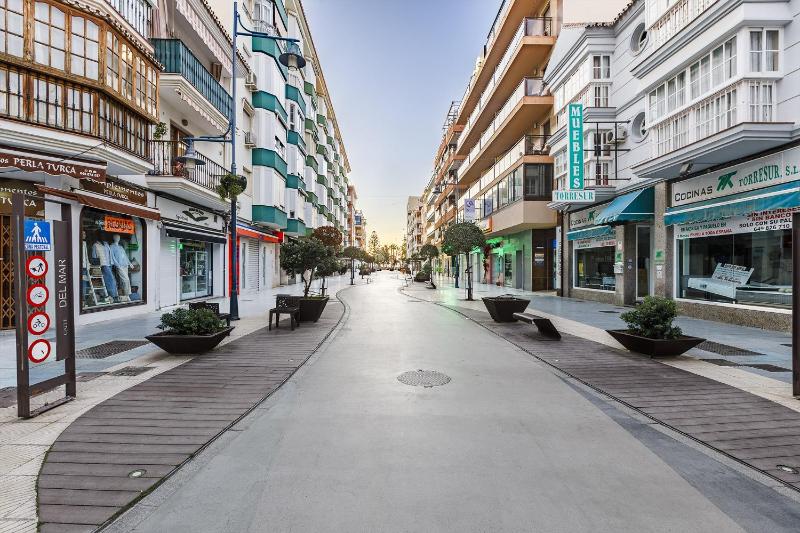 A&N Calle del Mar Ocean Corner Torre del Mar - image 3