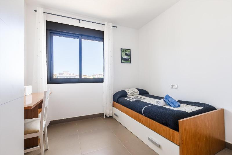 A&N Sunlit Penthouse Steps from the Beach Torre del Mar - image 20