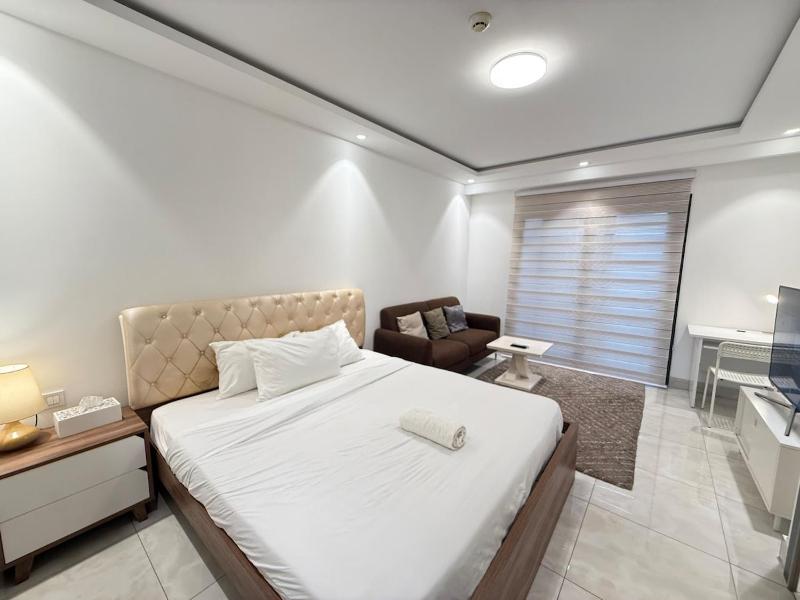 Sky Suites Mirage - image 16