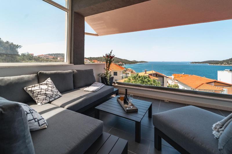Villa Miracle - image 22
