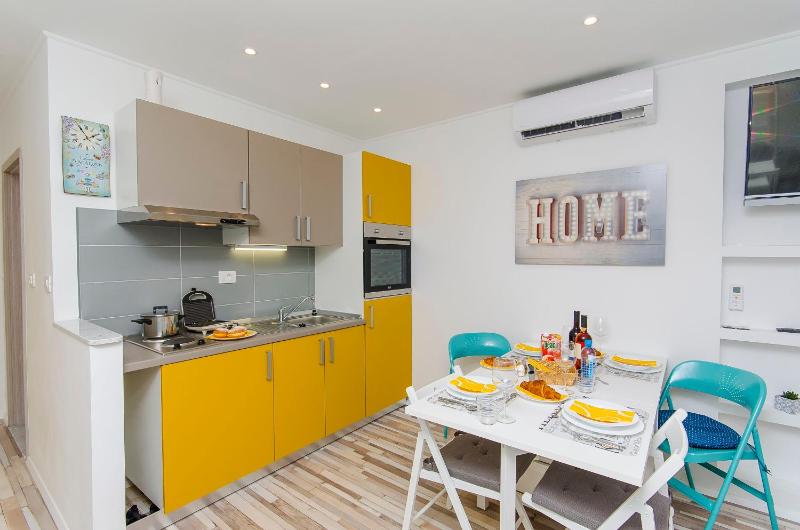 Apartment Blue sun - image 7